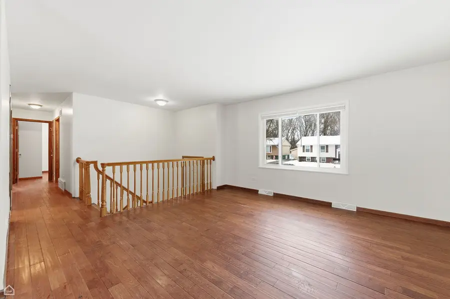 250 E Maple Drive, Glenwood, IL 60425 - Image #3