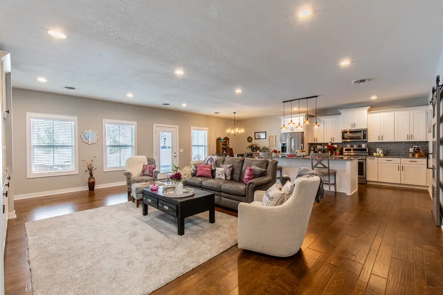 825 E Thompson Street, Princeton, IL 61356 - Image #3