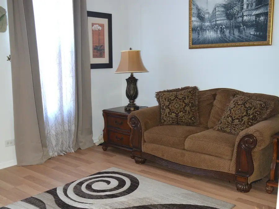 2014 Limestone Lane, Carpentersville, IL 60110 - Image #2