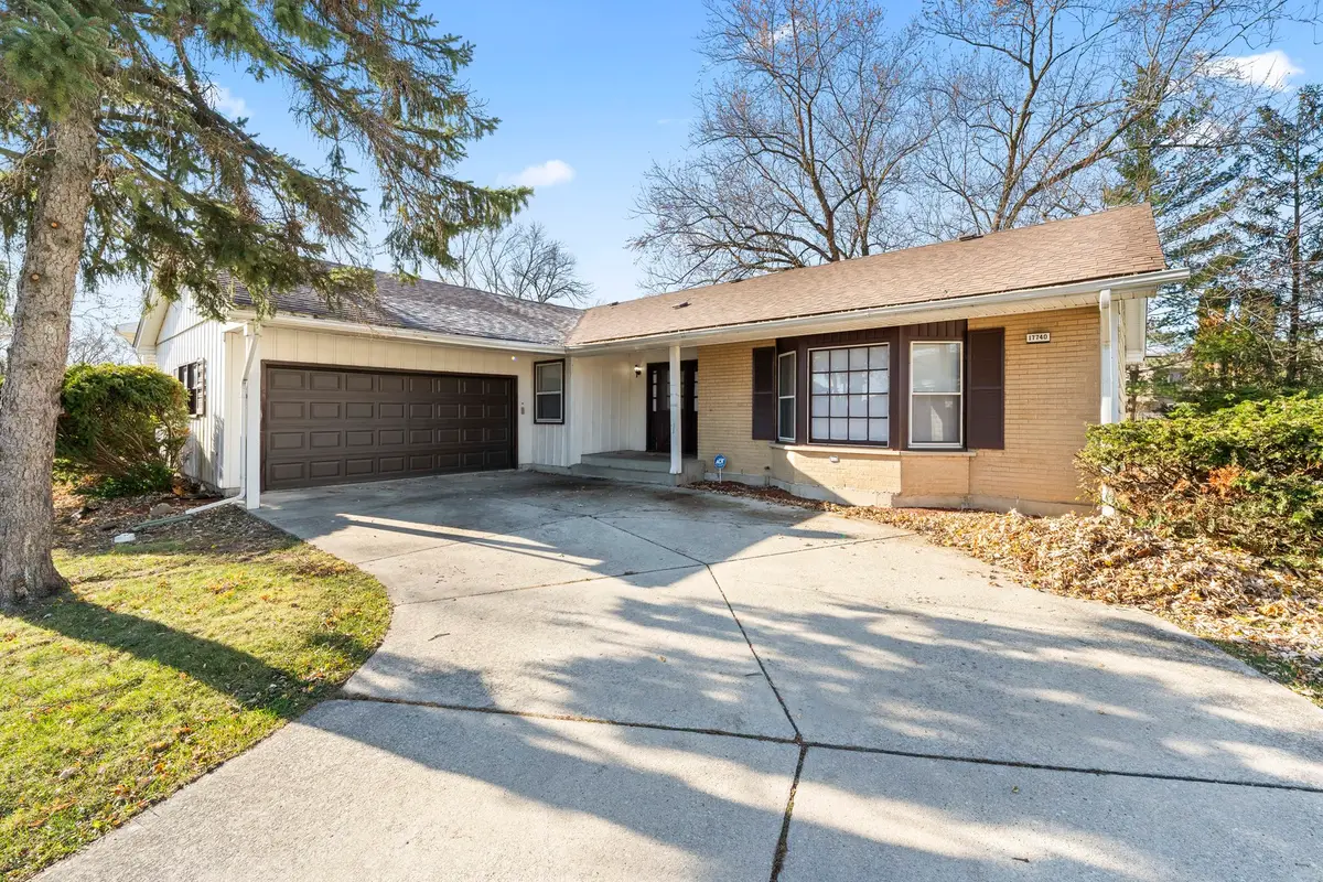 17740 Cedar Avenue, Country Club Hills, IL 60478 - Image #1
