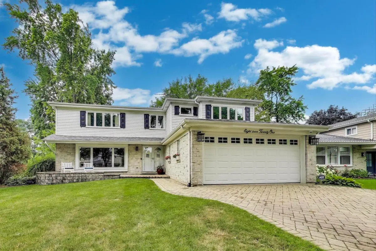 1821 E Boulder Drive, Mount Prospect, IL 60056 - Image #1