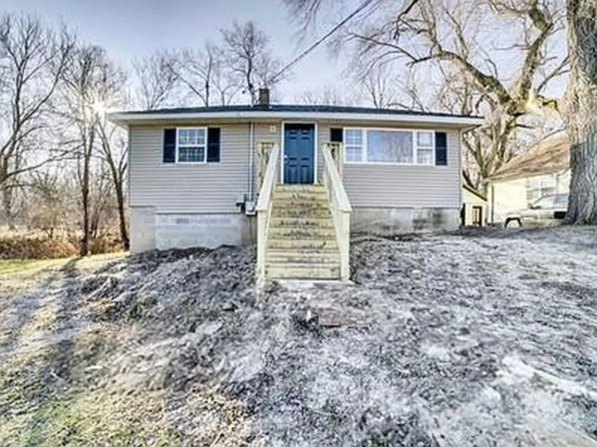 379 W North Street, Watseka, IL 60970 - Image #1