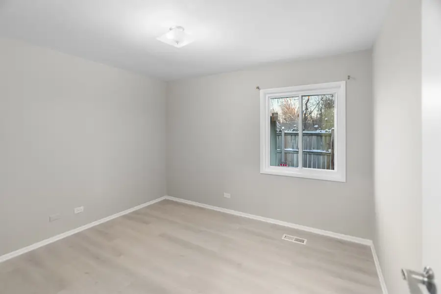 1837 Mckool Avenue, Streamwood, IL 60107 - Image #3