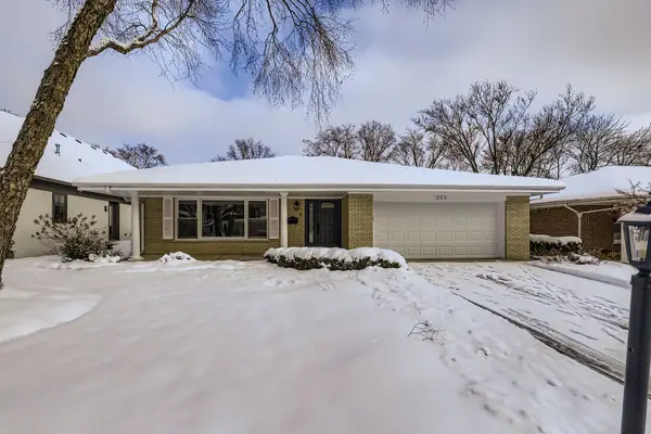 303 S Fernandez Avenue, Arlington Heights, IL 60005