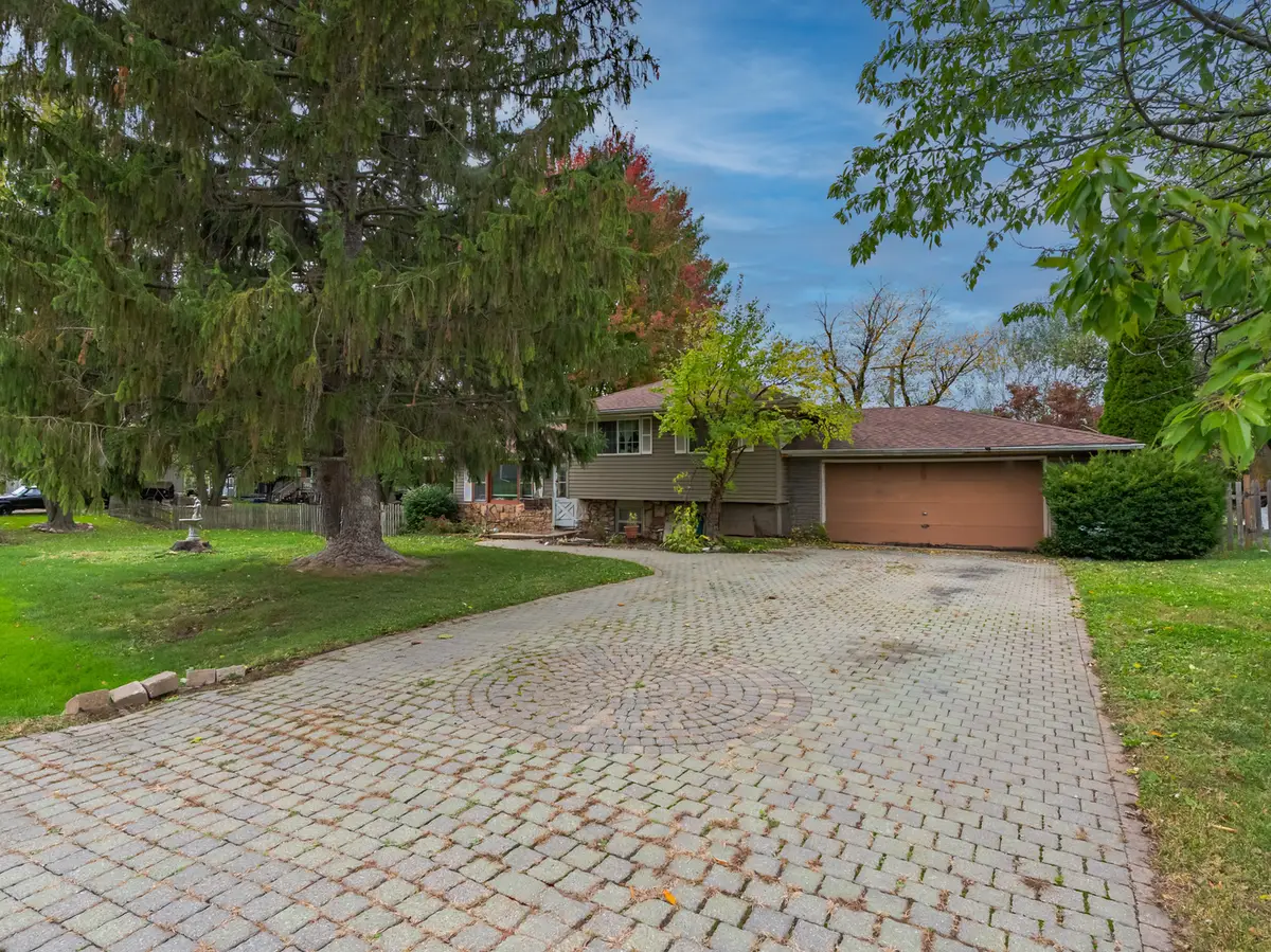 N268 Calvin Avenue, West Chicago, IL 60185 - Image #1