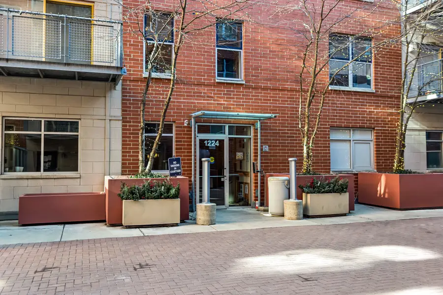 1224 Chicago Avenue #405, Evanston, IL 60202 - Image #2