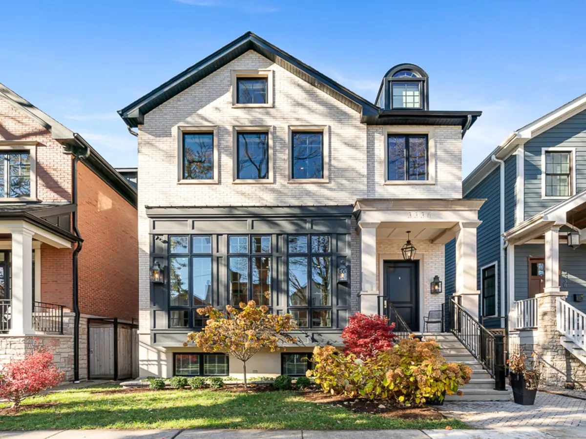 3336 N Oakley Avenue, Chicago, IL 60618 - Image #1