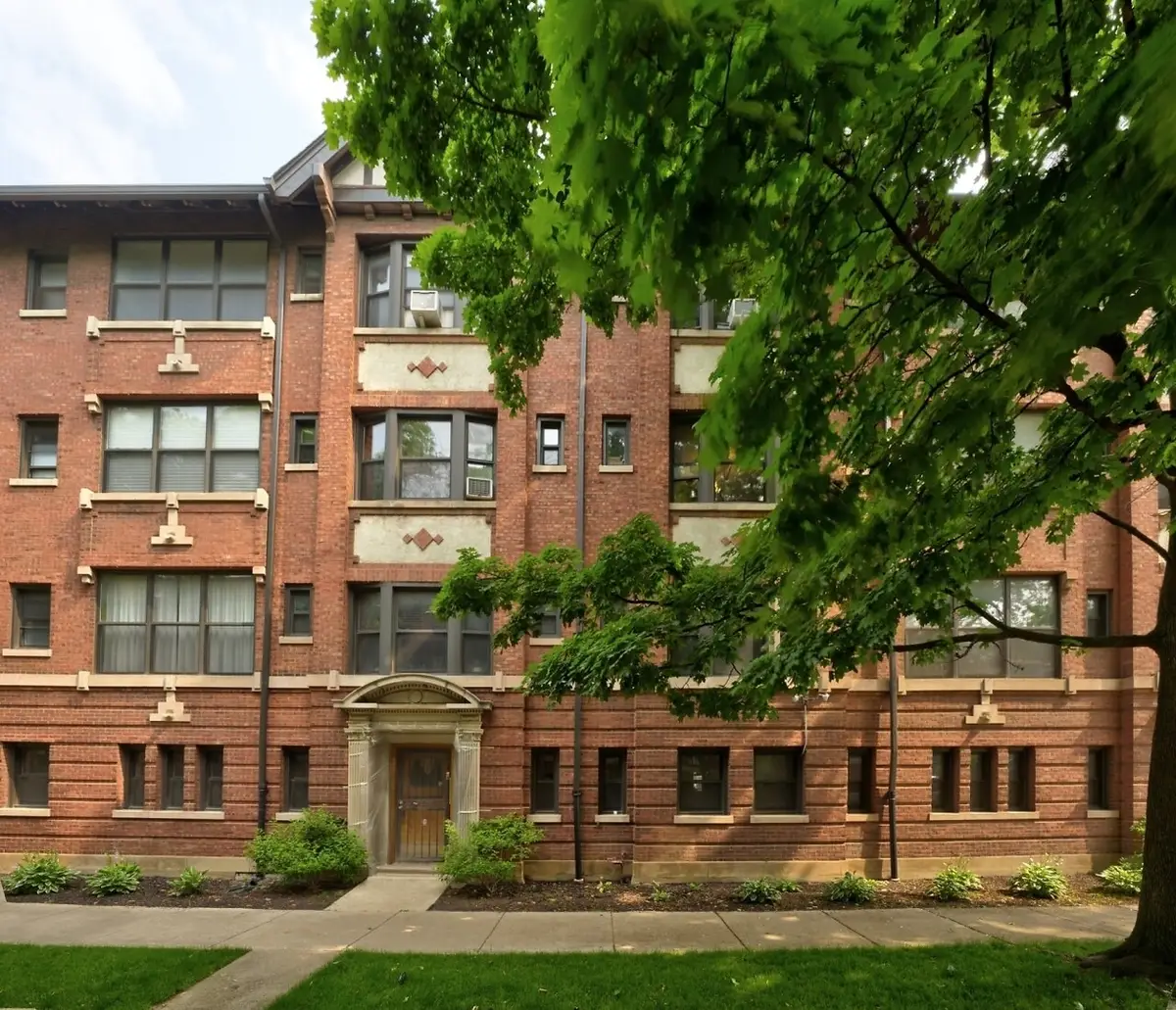 1112 E 52nd Street #1, Chicago, IL 60615 - Image #1