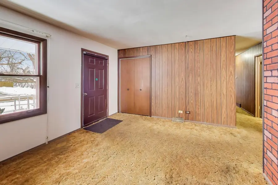 10 Pine Avenue, Lake Zurich, IL 60047 - #3