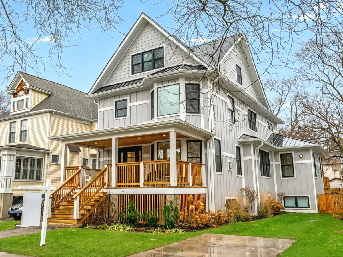 3817 N Lowell Avenue, Chicago, IL 60641 - Image #1