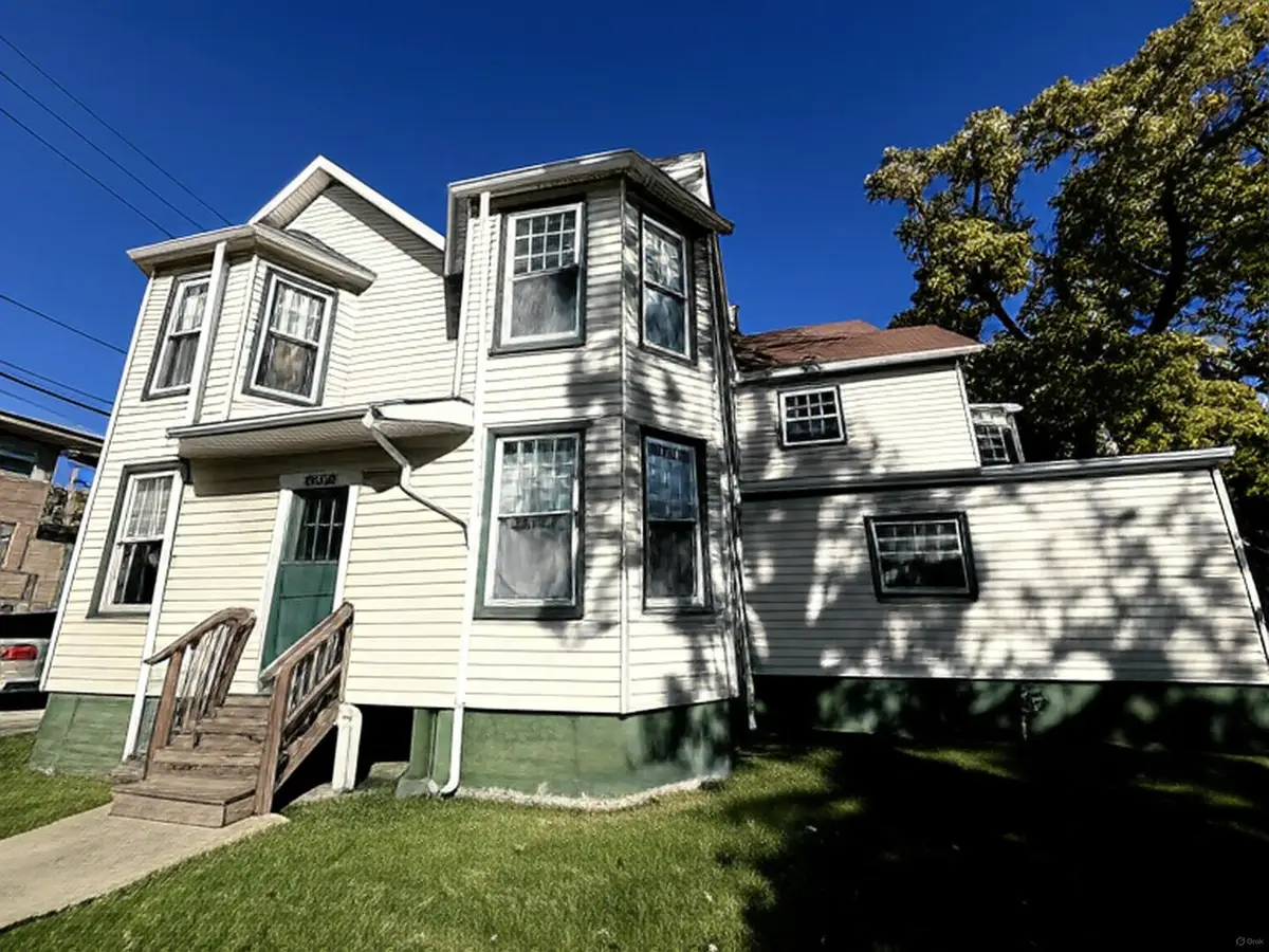 4118 W Cullom Avenue, Chicago, IL 60641 - #1