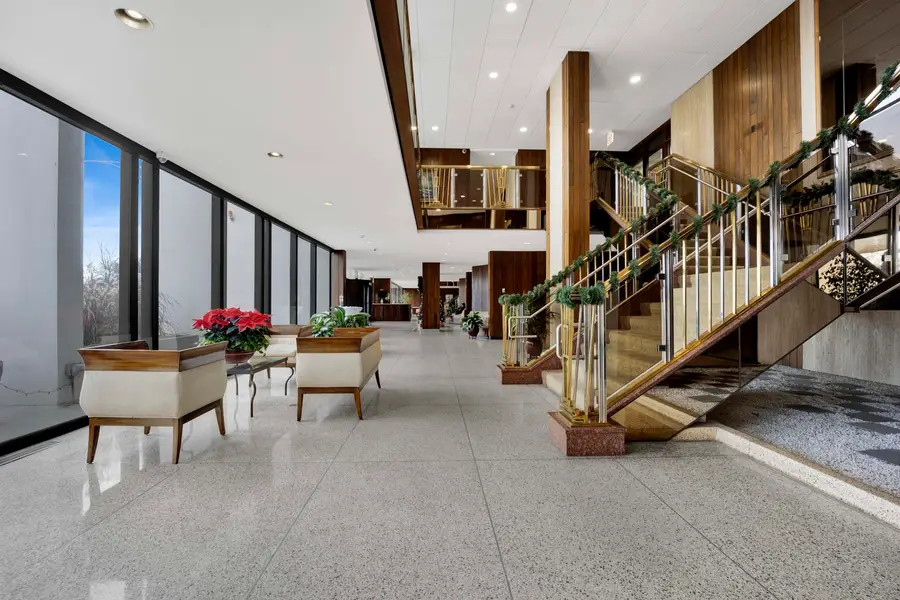 3200 N Lake Shore Drive #909, Chicago, IL 60657 - Image #2