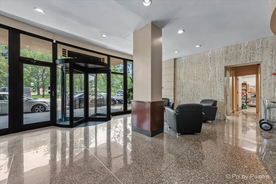 1850 N Clark Street #201, Chicago, IL 60614 - Image #2