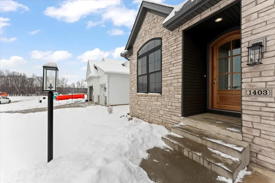 1403 Ravenwood Drive, Mahomet, IL 61853 - Image #2