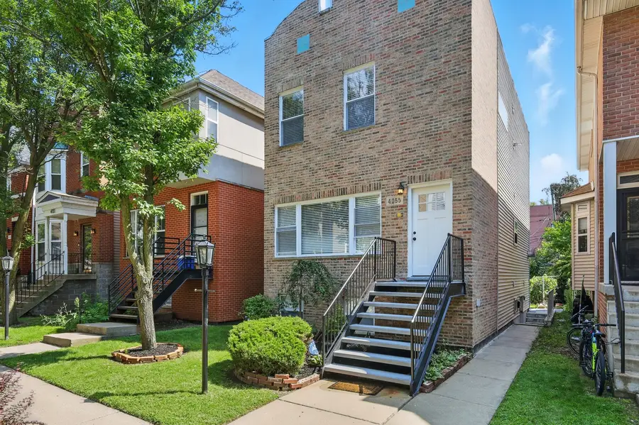 4055 S Ellis Avenue, Chicago, IL 60653 - Image #2