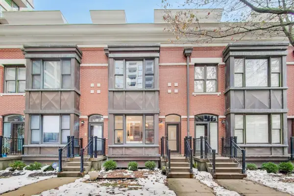 1327 S Indiana Parkway, Chicago, IL 60605