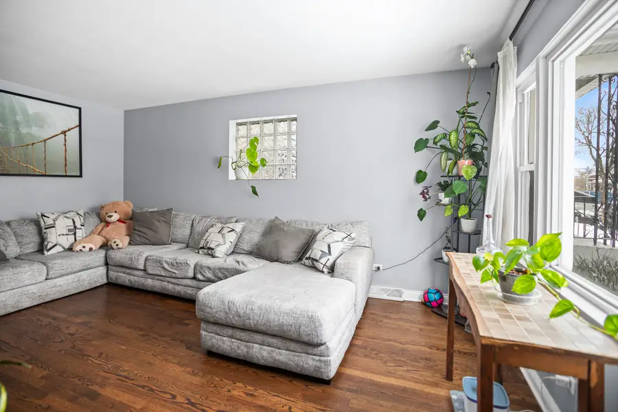 1525 S 58th Avenue, Cicero, IL 60804 - Image #3