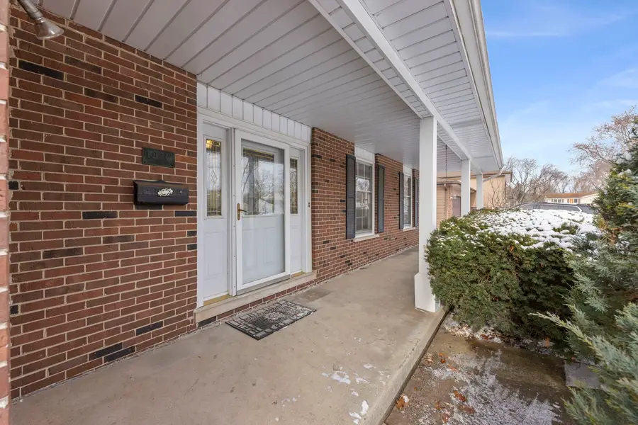 1970 Sheffield Lane, Wheaton, IL 60189 - Image #3