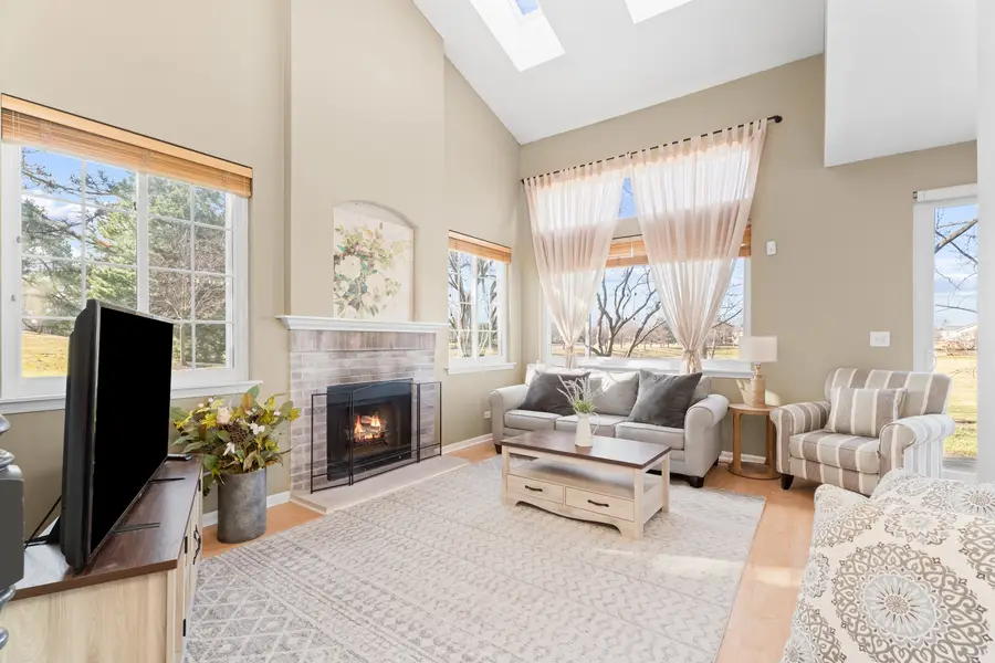 206 Sierra Pass Drive #3, Schaumburg, IL 60194 - Image #3