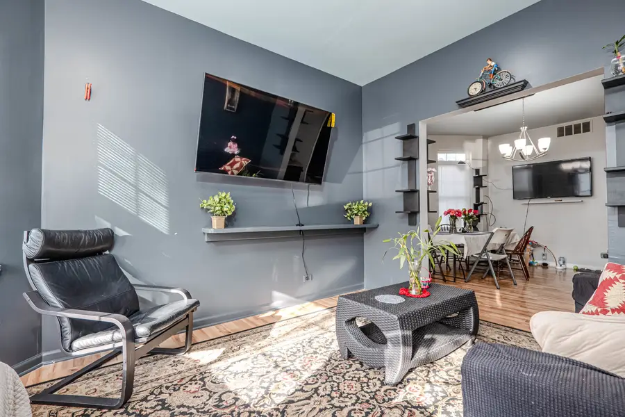 4910 W Walton Street, Chicago, IL 60651 - Image #3