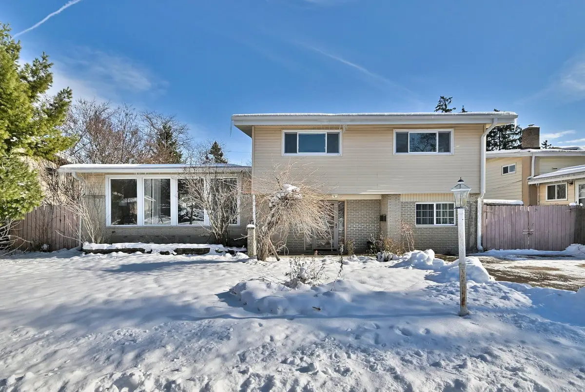 521 Michael Manor, Glenview, IL 60025 - Image #1