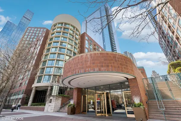 440 N Mcclurg Court #111, Chicago, IL 60611