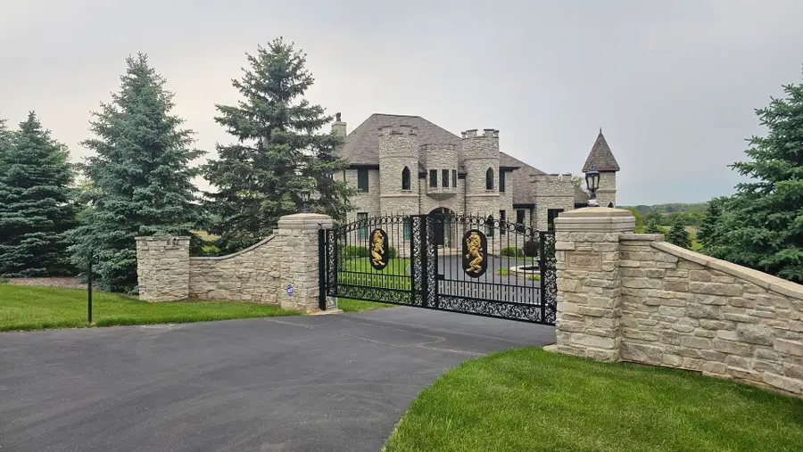 4220 Northgate Drive, Spring Grove, IL 60081 - Image #2