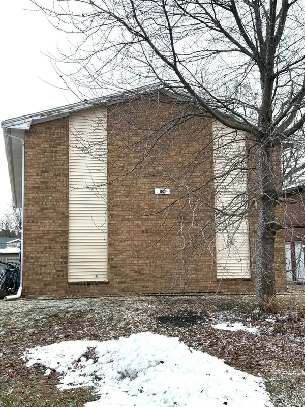 106 College Park Court, Normal, IL 61761