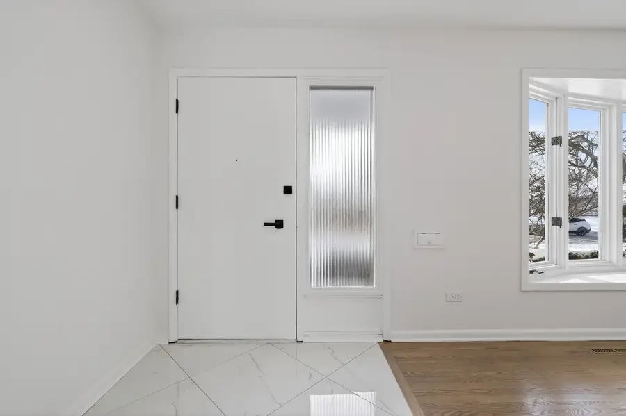 6 W Cypress Street, Arlington Heights, IL 60005 - Image #3