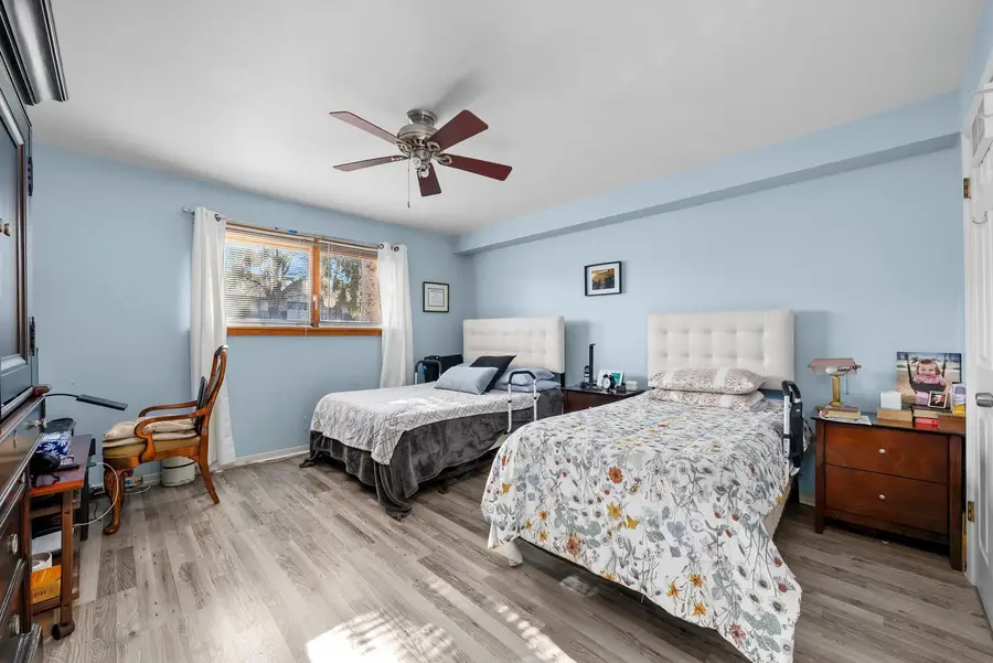 5A Kingery Quarter #5-104, Willowbrook, IL 60527 - Image #2