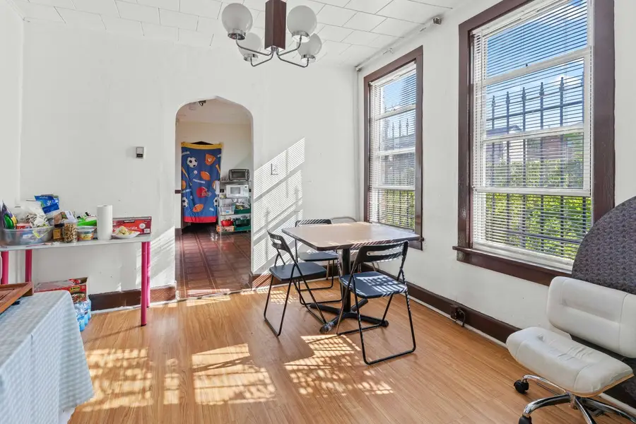 318 W 24th Place, Chicago, IL 60616 - Image #3