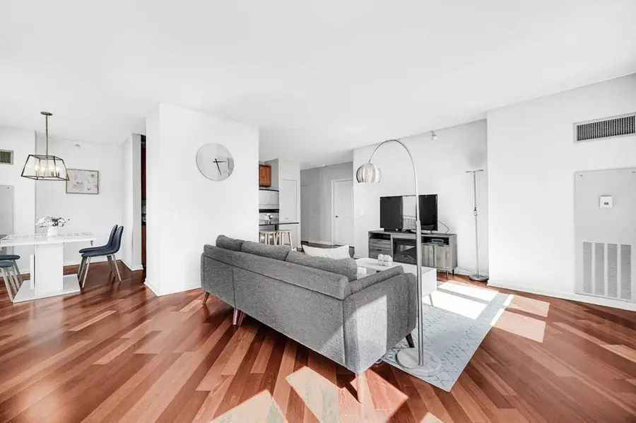 125 S Jefferson Street #2207, Chicago, IL 60661 - Image #2