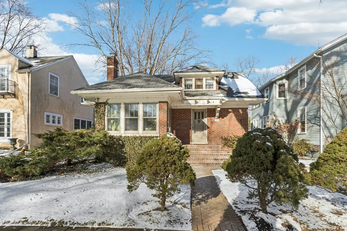1201 Noyes Street, Evanston, IL 60201 - Image #1