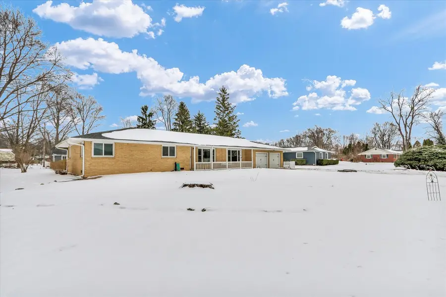 2218 S Mattis Avenue, Champaign, IL 61821 - Image #2