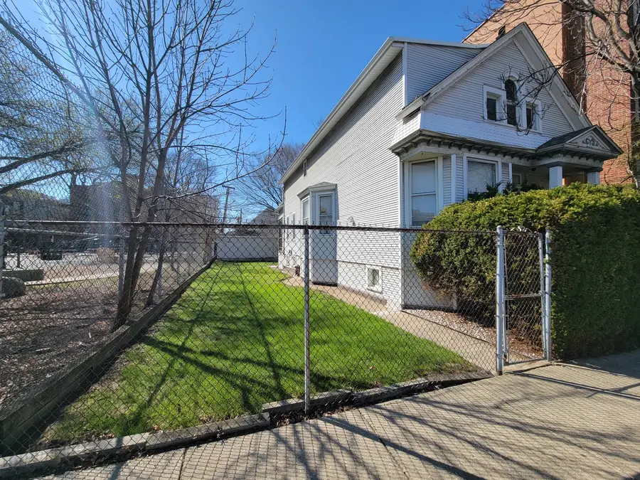 3214 N Damen Avenue, Chicago, IL 60618 - #2
