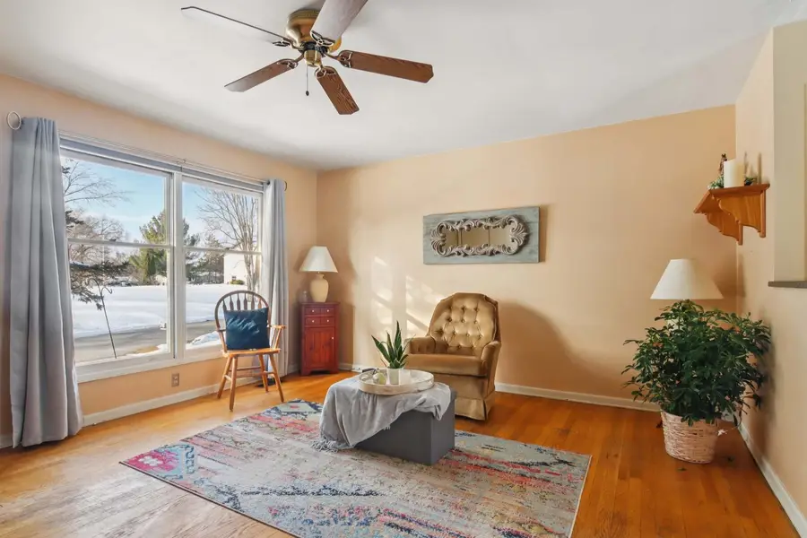 2502 E Chestnut Drive, Wonder Lake, IL 60097 - Image #3