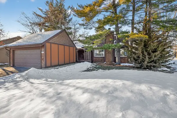 2S600 Angeline Court, Warrenville, IL 60555