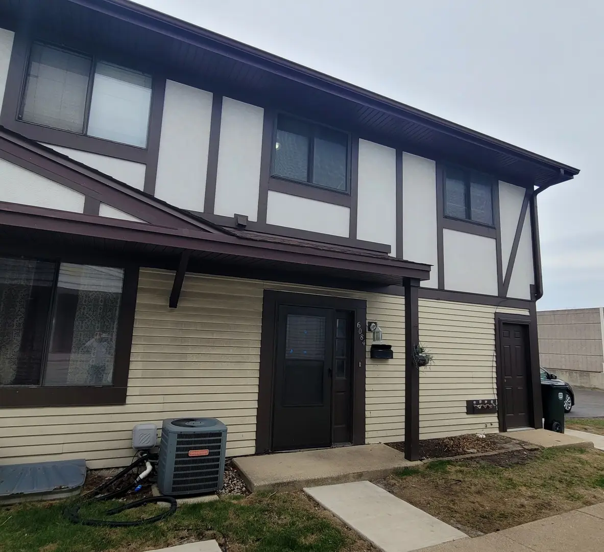 6084 Fremont Drive #6084, Hanover Park, IL 60133 - Image #1