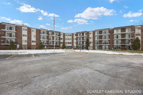 5540 Walnut Avenue #7B, Downers Grove, IL 60515