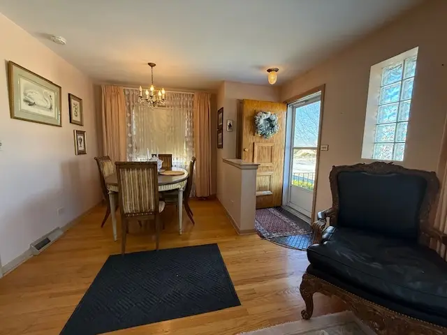 7313 W Lee Street, Niles, IL 60714 - Image #3