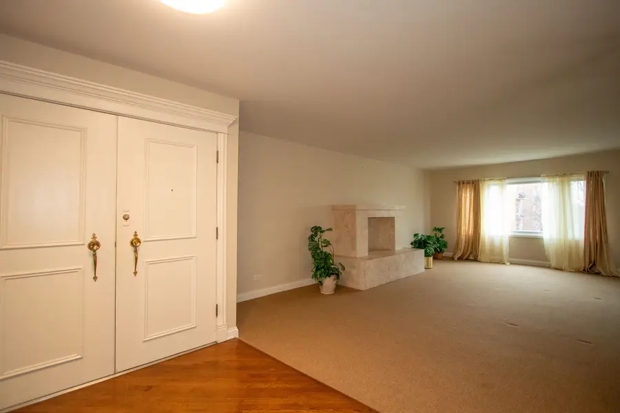 1535 Forest Avenue #404, River Forest, IL 60305 - Image #3