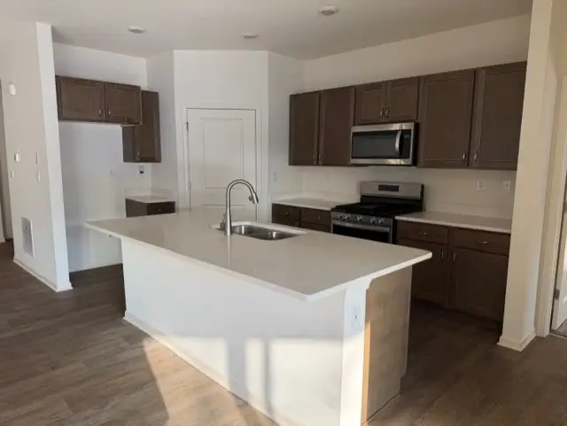 6321 N Aspen Lane, Wonder Lake, IL 60097 - Image #3