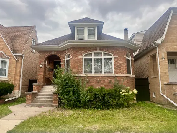 3447 N Oak Park Avenue N, Chicago, IL 60634