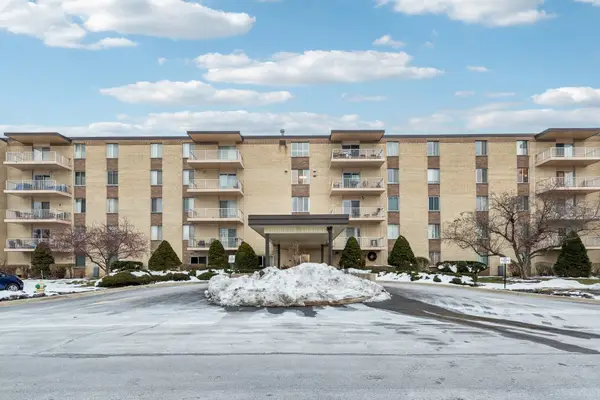 100 W Butterfield Road #403N, Elmhurst, IL 60126