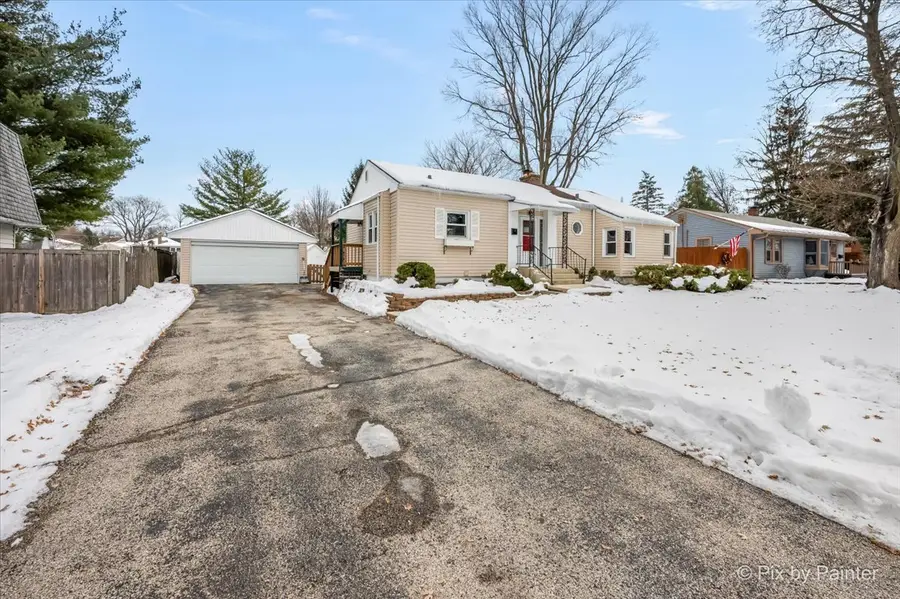 321 E Ardmore Avenue, Roselle, IL 60172 - Image #3