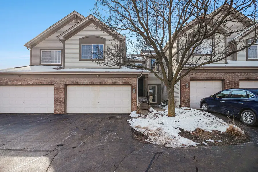 921 Parkhill Circle, Aurora, IL 60502 - Image #3