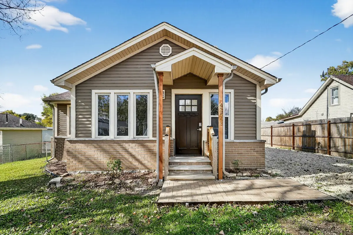 42362 N Poplar Street, Antioch, IL 60002 - #1