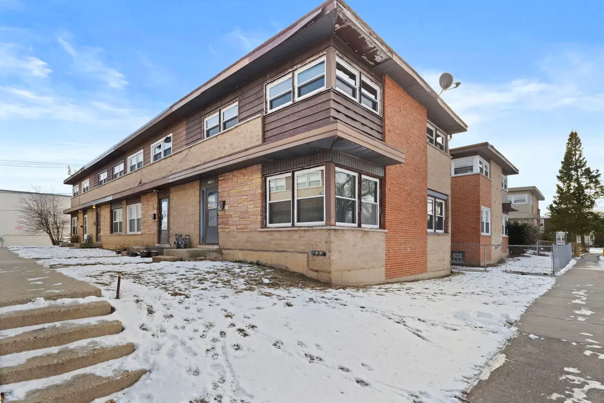 2011 Georgetown Lane, Waukegan, IL 60085 - Image #1