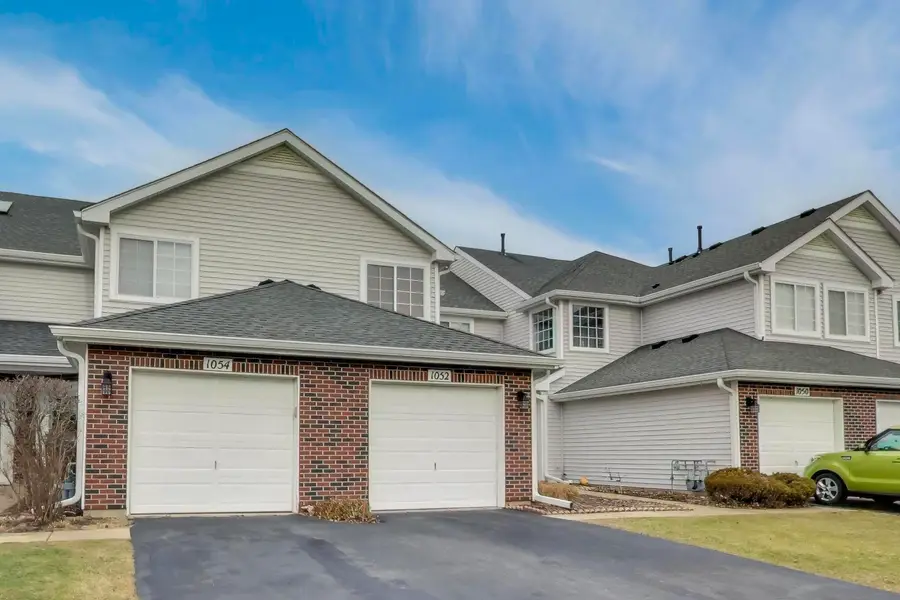 1052 Ripple Ridge Drive, Darien, IL 60561 - Image #2