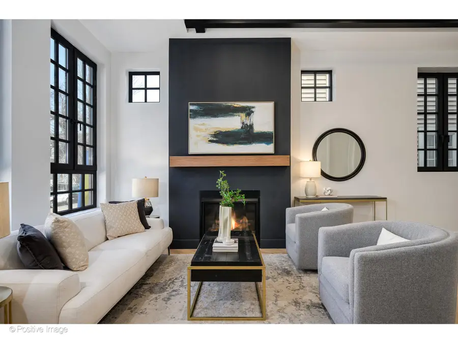 3456 N Claremont Avenue, Chicago, IL 60657 - #3